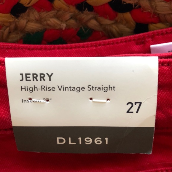 DL1961 Outlaw Red - Picture 2 of 3